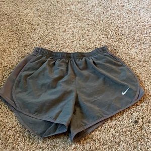 nike gray athletic shorts